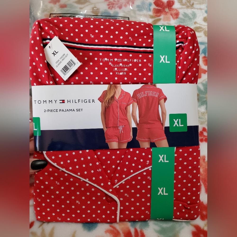 COPY - Tommy Hilfiger 2 piece pajamas set 💥NEW💥